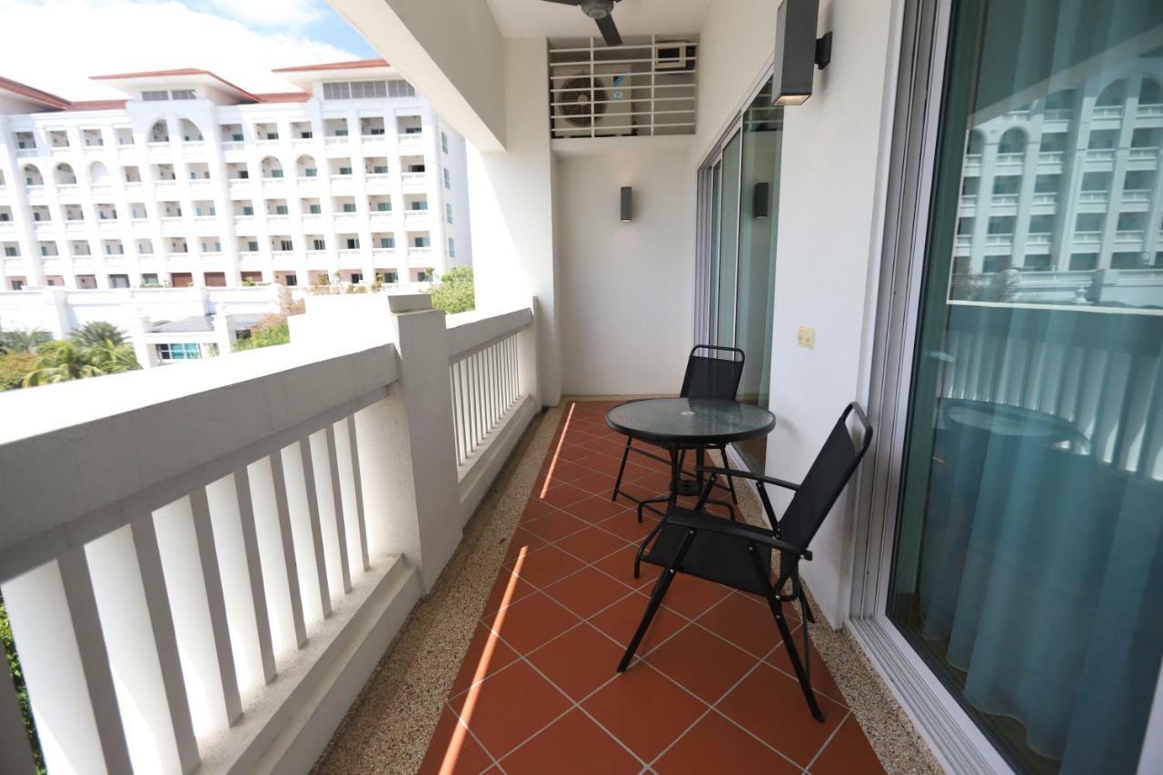 Apartament The Straits Quay Marina By Messina Clive George Town Zewnętrze zdjęcie