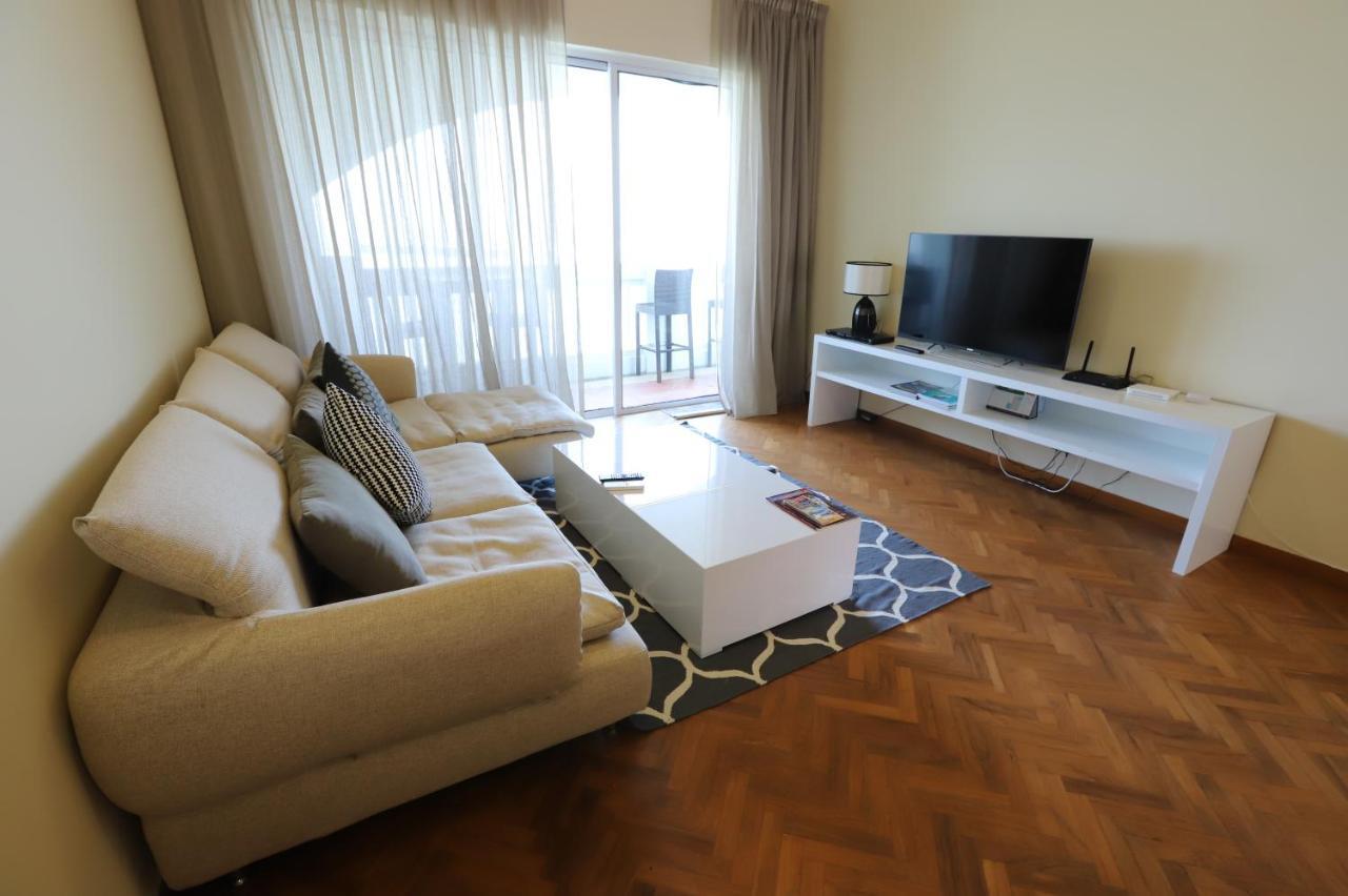Apartament The Straits Quay Marina By Messina Clive George Town Zewnętrze zdjęcie